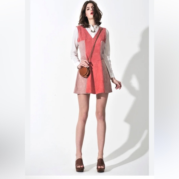 ASOS - Picture 1 of 4